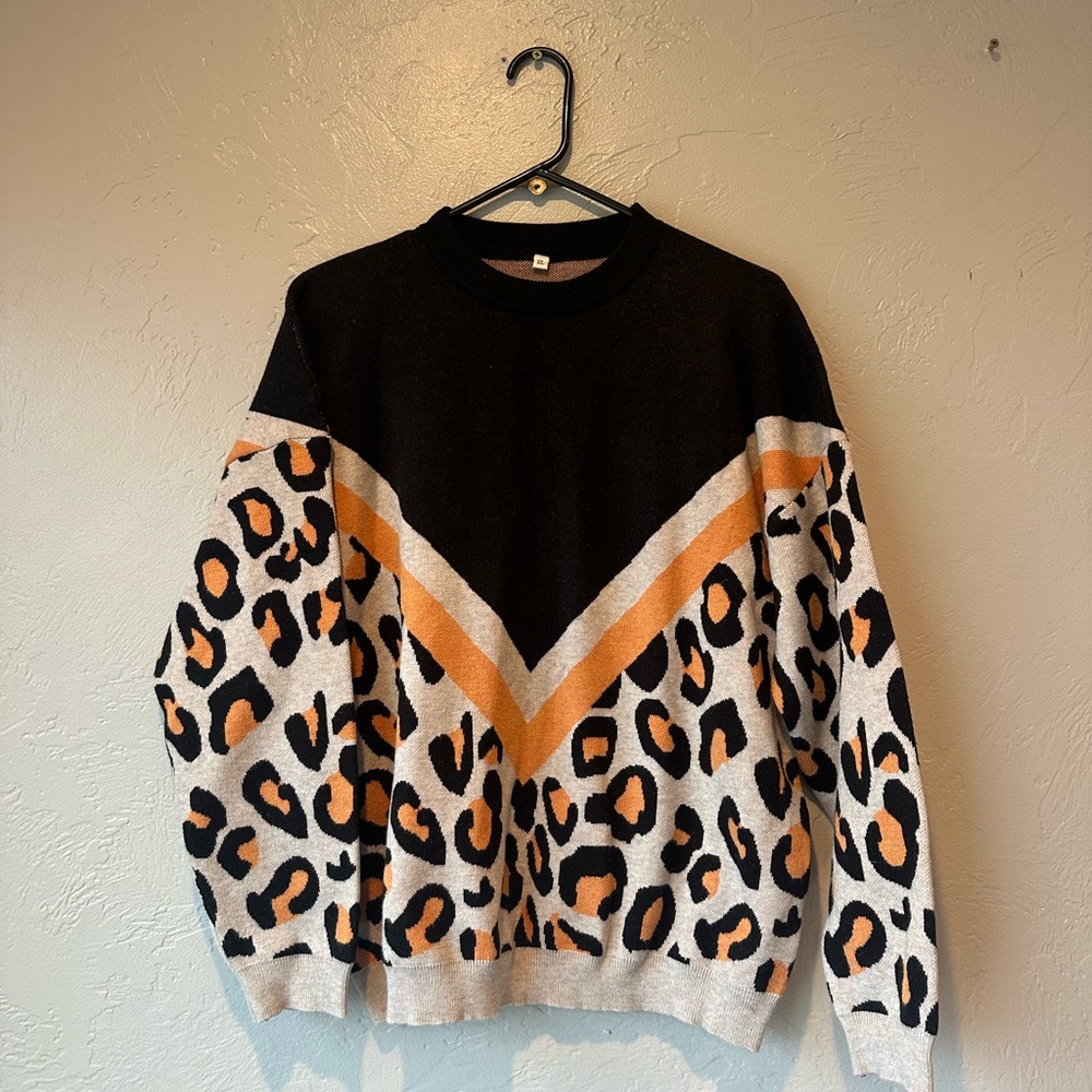 SHEIN Black and Orange Leopard Print Sweater